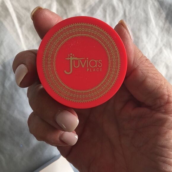 Juvia’s Place I Live,l Love Ice Loose Highlighter NIB - Picture 3 of 5